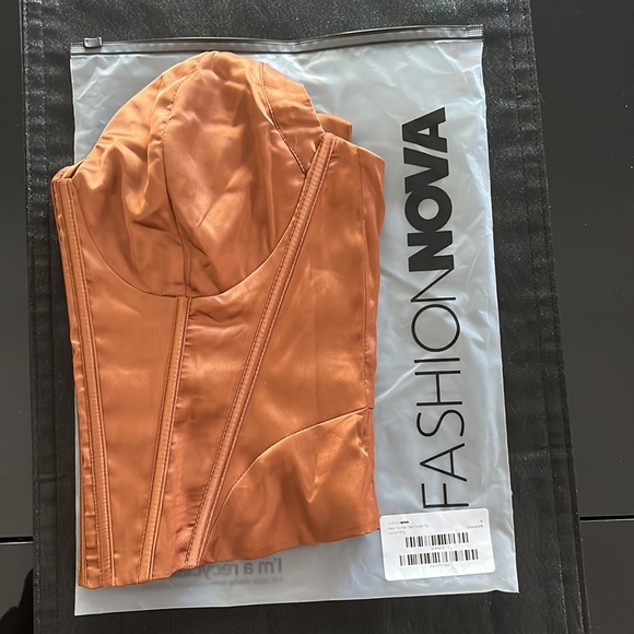 Fashion Nova - Satin Corset top - Size Small - Chocolate Color - Picture 7 of 7